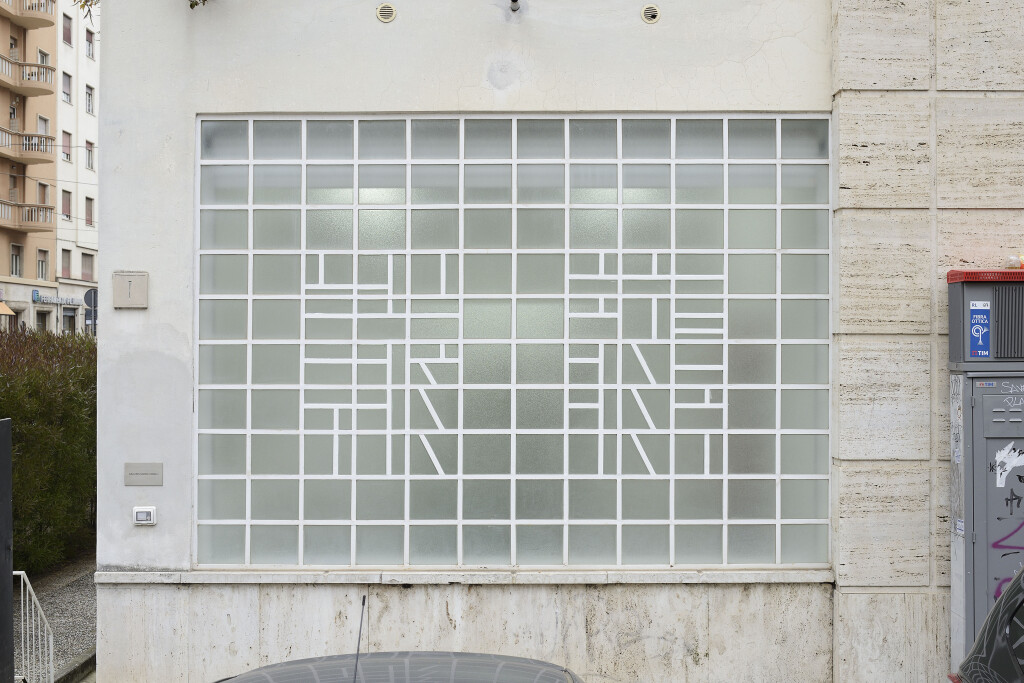 Galleria Mario Iannelli_Monochromes_Mullan_6