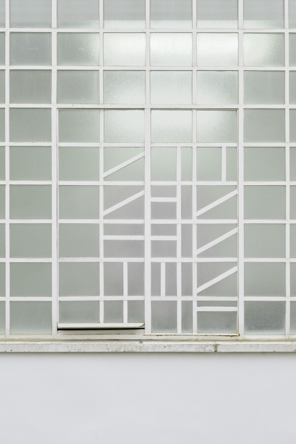 Galleria Mario Iannelli_Monochromes_Mullan_7