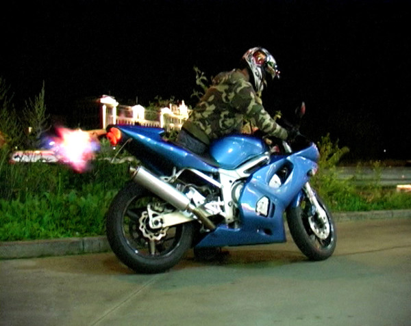 07 Motorrad_rgb_300